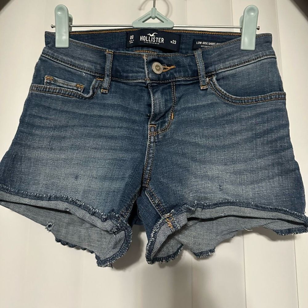 Hollister denim
Blue jean shorts , Short Short